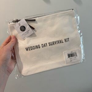 NWT Santa Barbara Design Studio Wedding Day Survival Kit Canvas  Zippered Pouch